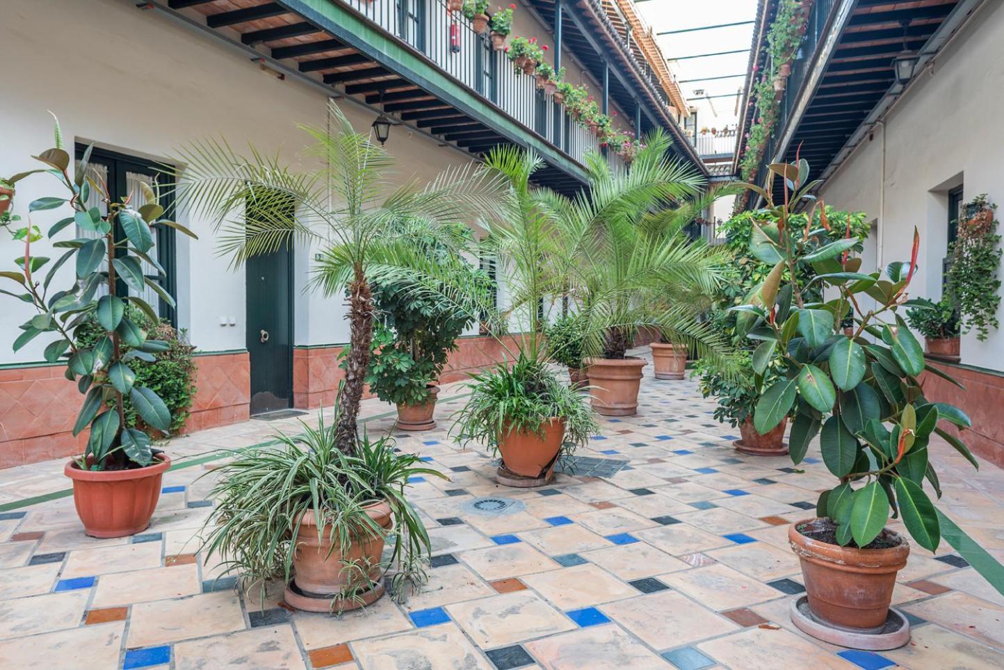 AlohaMundi Lumbreras Apartment Sevilla Bagian luar foto