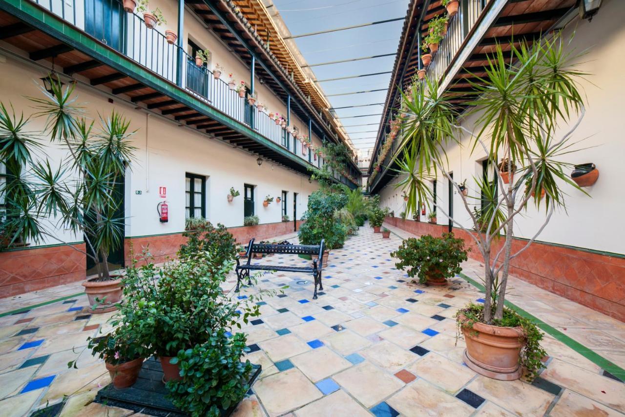 AlohaMundi Lumbreras Apartment Sevilla Bagian luar foto